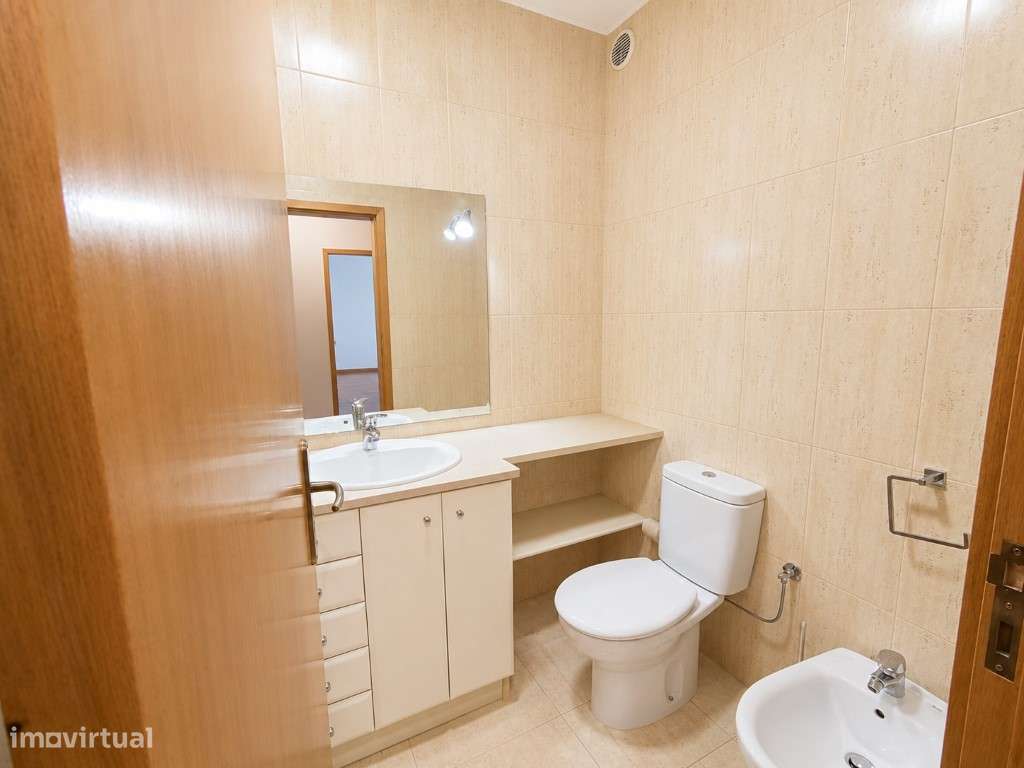 Apartamento T3 Moderno em Moreira da Maia-12