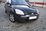 Kia Rio - 6