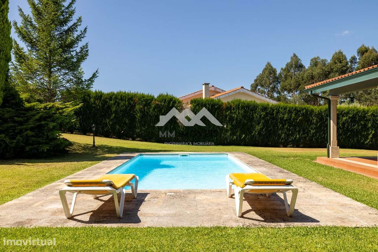 Moradia T3 | V N de Cerveira | Piscina | Jardim | lote 2 000m2 | 3 sui - Grande imagem: 5/60