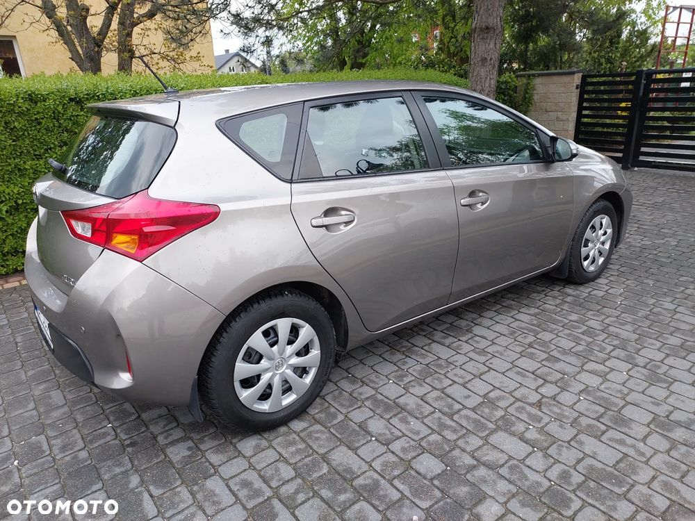 Toyota Auris