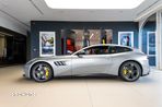 Ferrari GTC4Lusso - 4