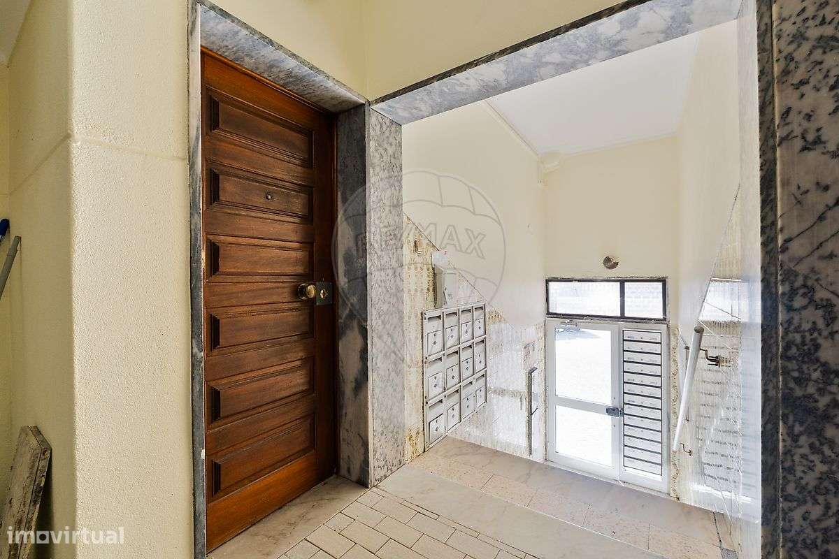 Apartamento T1 para venda - Grande imagem: 2/11