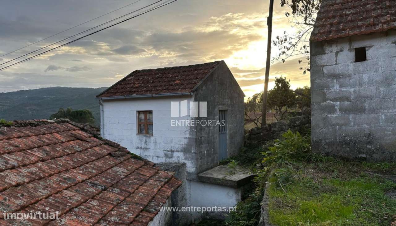 Venda de Quintinha V4, Penha Longa Marco de Canaveses - Grande imagem: 4/34