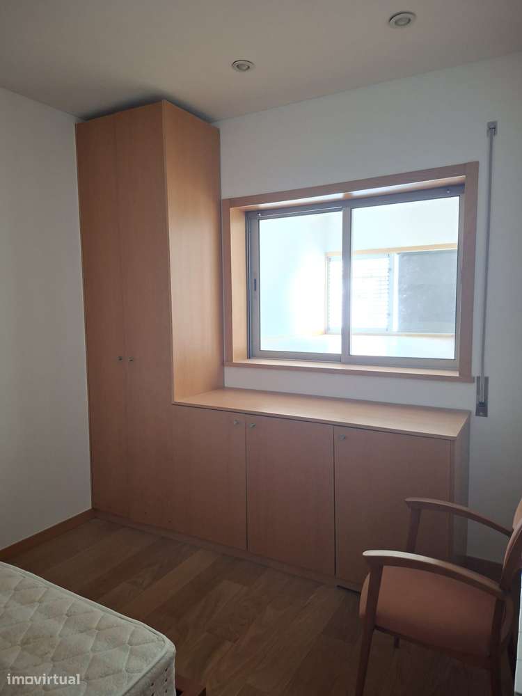 Apartamento T2 Com Garagem Fechada-6