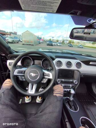 Ford Mustang Cabrio 2.3 Eco Boost - 8
