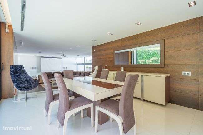 Moradia de Luxo para venda T4-9