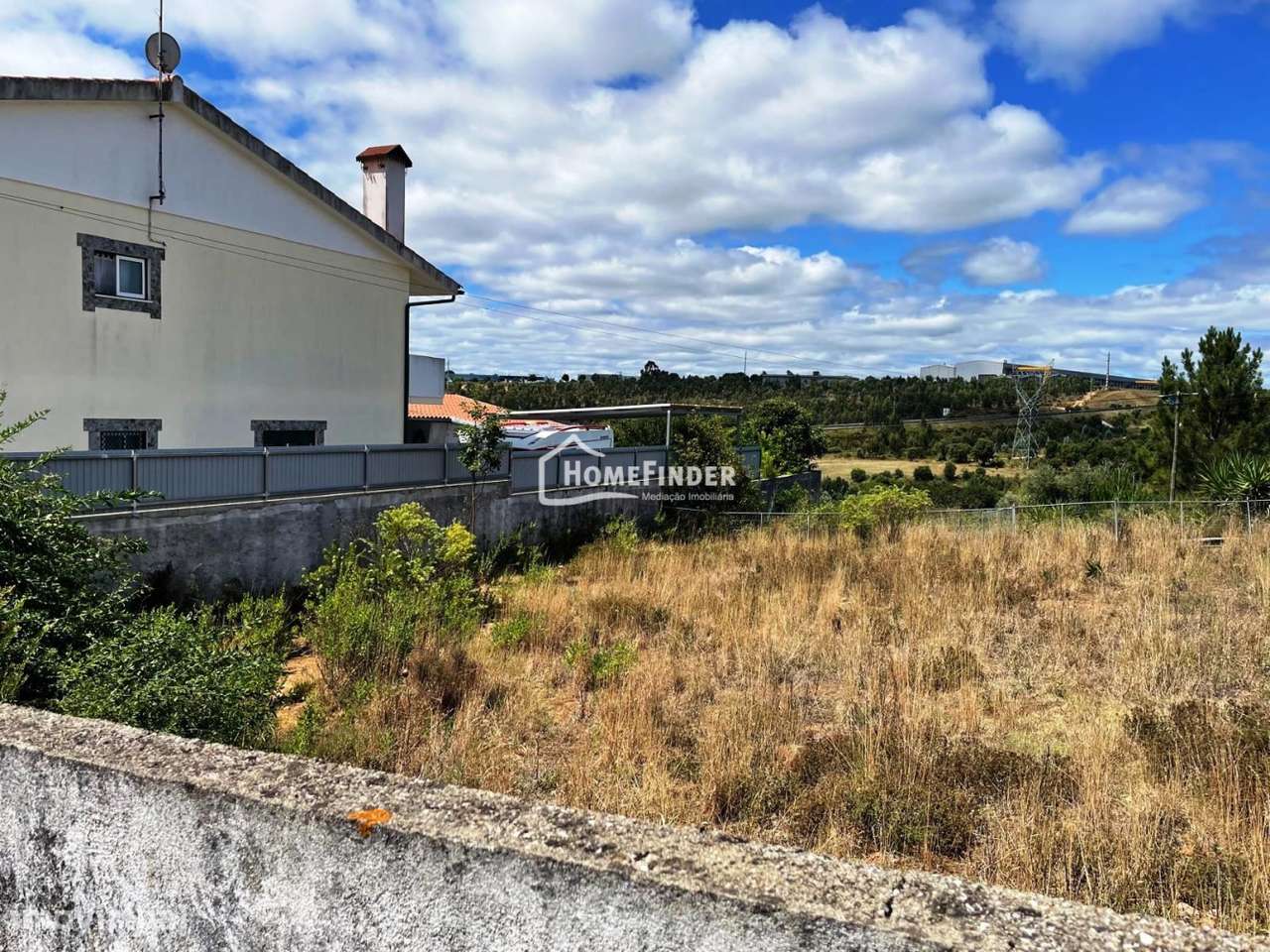 Terreno em Abrantes - Grande imagem: 2/27