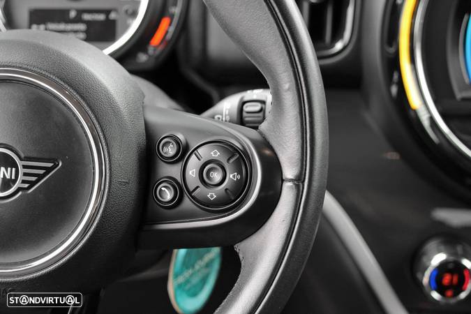 MINI Countryman Cooper SE ALL4 Auto - 26