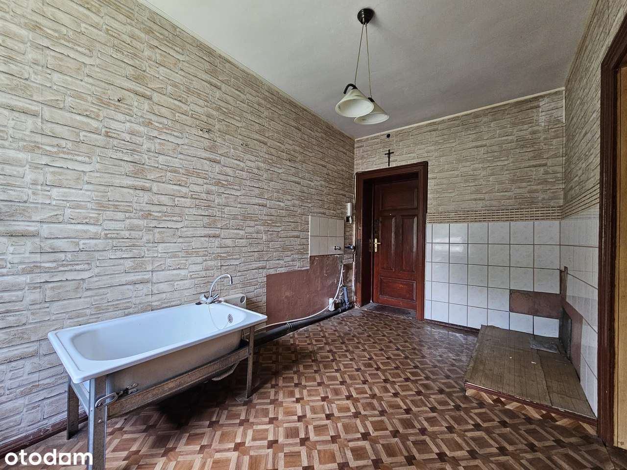 Kawalerka 40m2, Leśna ul. Reja, Do Generalnego Remontu-7