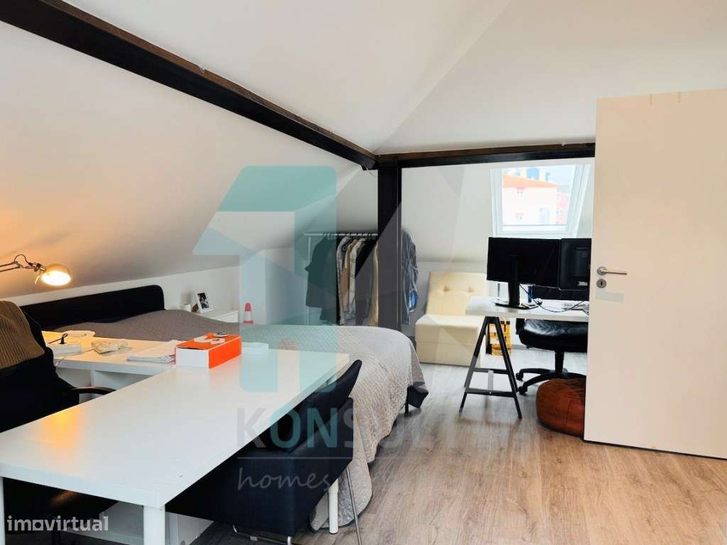 Moradia T3 + T2 em São João do Estoril - Alapraia-34