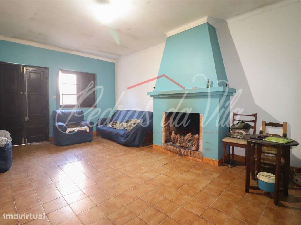 Excelente moradia T5 com anexo, quintal e garagem - Vila Nova de Mi...-12