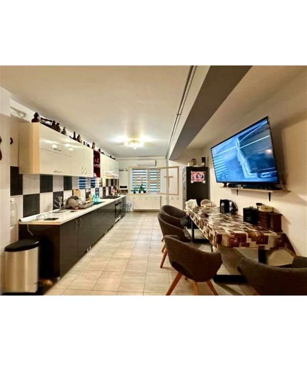 EXCLUSIVITATE! Pret redus Apartament de vanzare, 3 camere, 66 mp, Stej - Imagine principală: 2/6