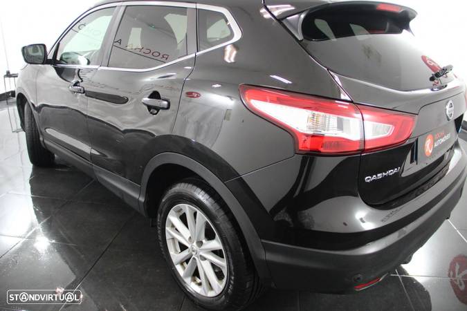 Nissan Qashqai 1.5 dCi N-Connecta - 23