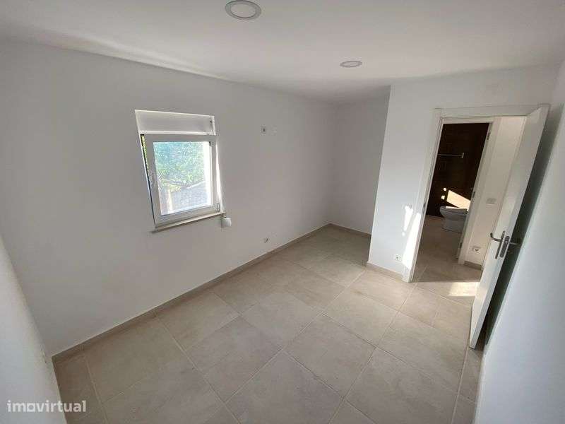 Arrenda se T4 Cernache Coimbra - Grande imagem: 4/12