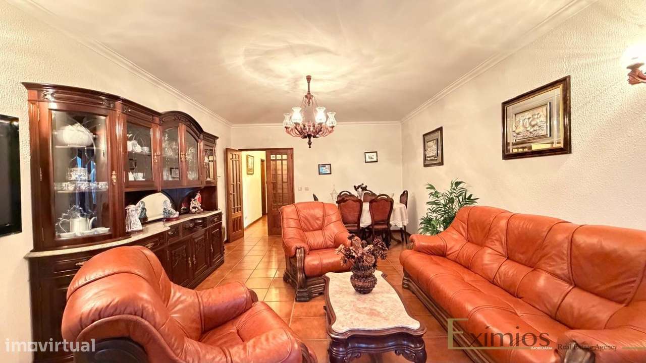 Apartamento T2 com garagem, em Aver-o-Mar.-1