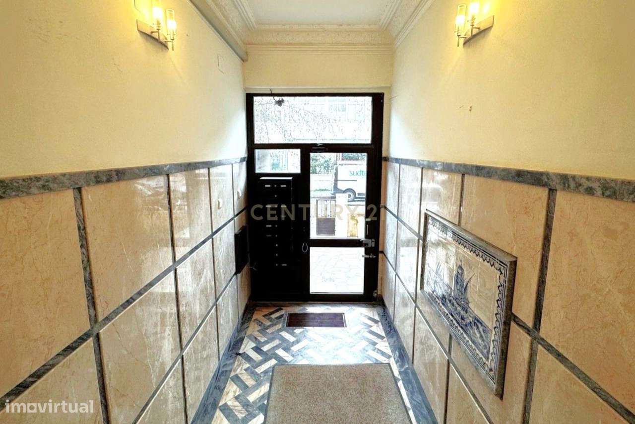 O Refúgio Perfeito entre o Mar e a Cidade. T3 Renovado na Costa da Cap-38