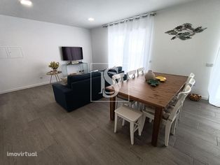 Apartamento T2 na NAZARÉ, a 300 metros da PRAIA