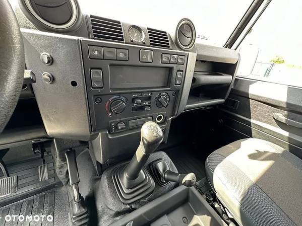 Land Rover Defender 110 2.4 TD4 E - 26