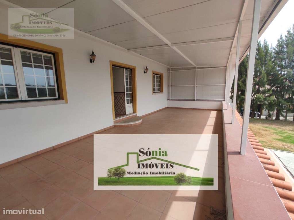 Moradia T4 com anexo T2 - Grande imagem: 3/14