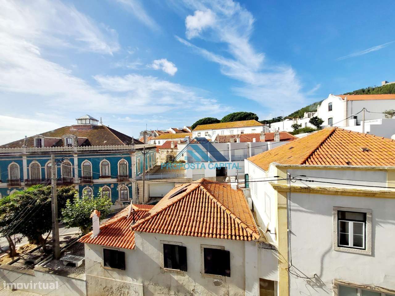 Apartamento T2 Totalmente Remodelado | Centro Sesimbra 200m da Praia-34