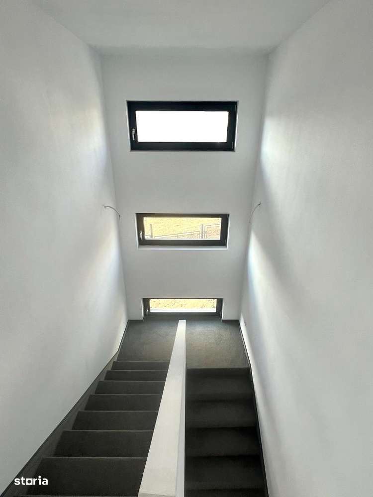 PROIECT DEOSEBIT! Incalz pard! Vila 4 camere, Valea Adanca (Miroslava) - Imagine principală: 5/8