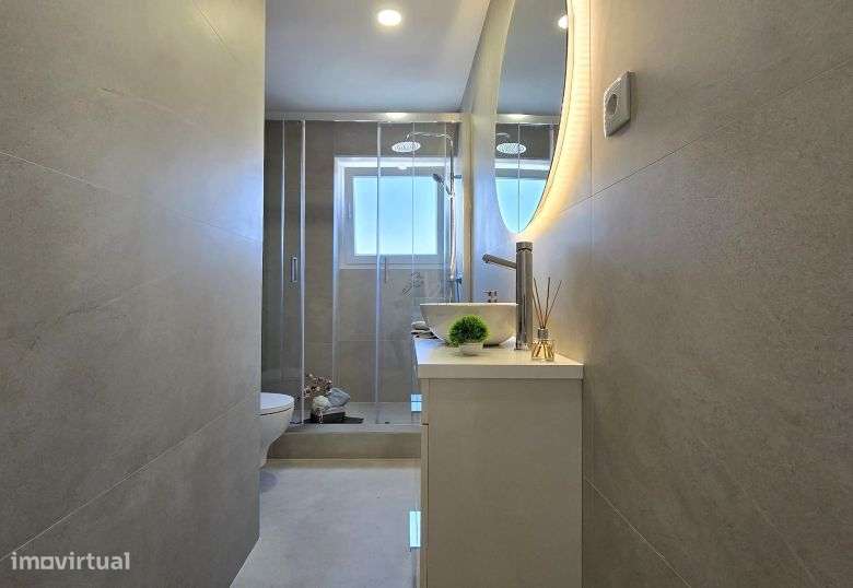 &#127991;&#65039;Apartamento T3 Remodelado em Benfica – Moderno e Cent-27