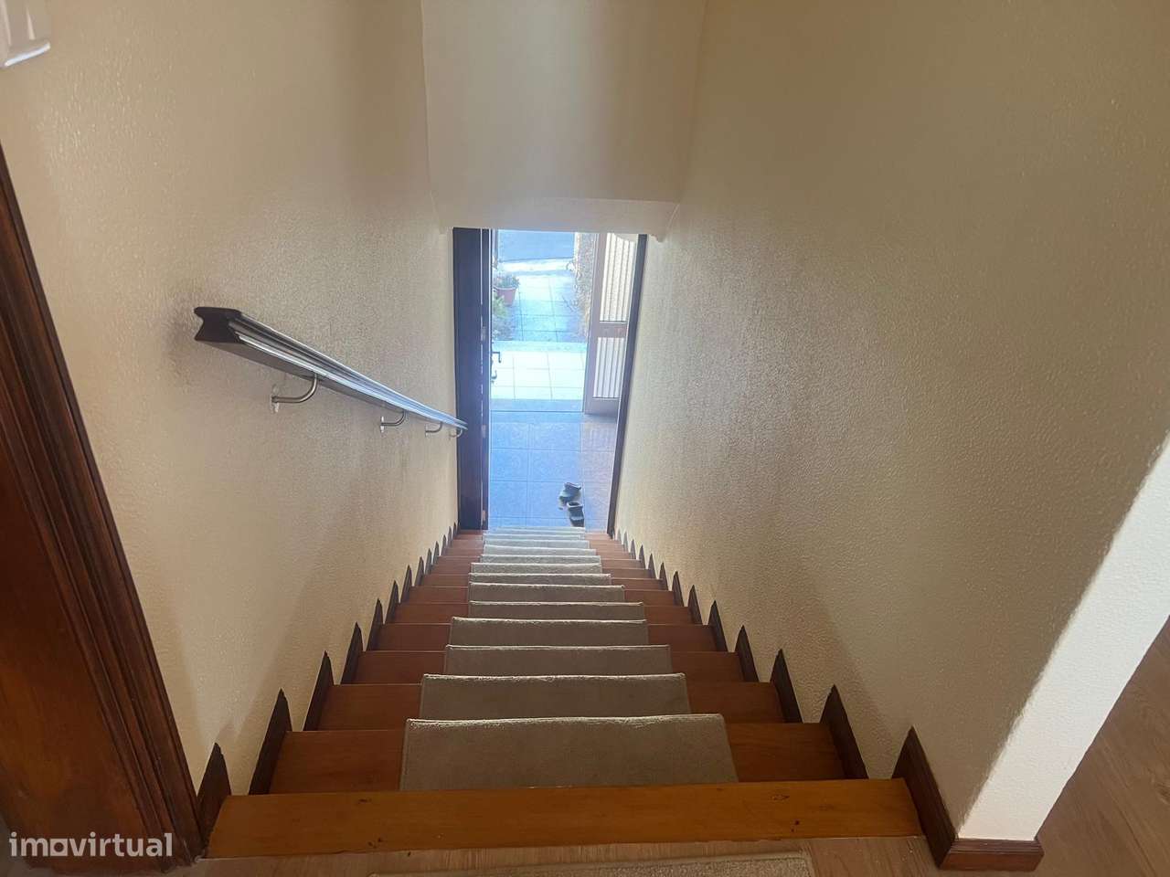 Andar Moradia t3 mobilada e equipada com garagem-16