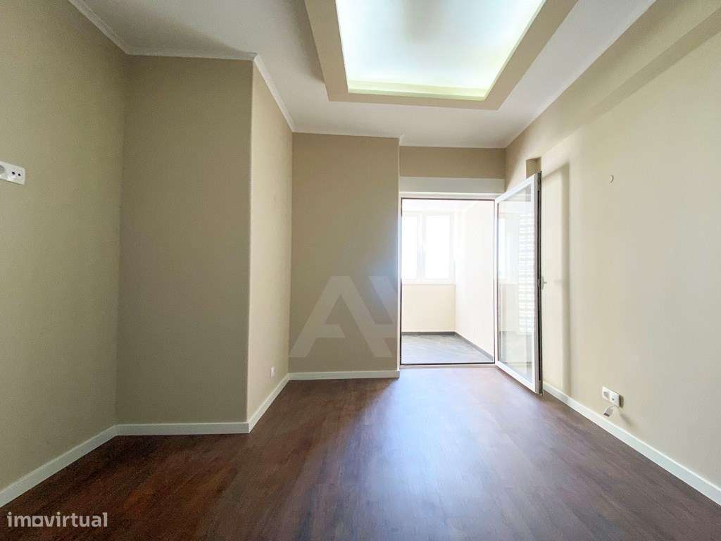 Apartamento T4 em Cascais com vista Mar e Serra-16