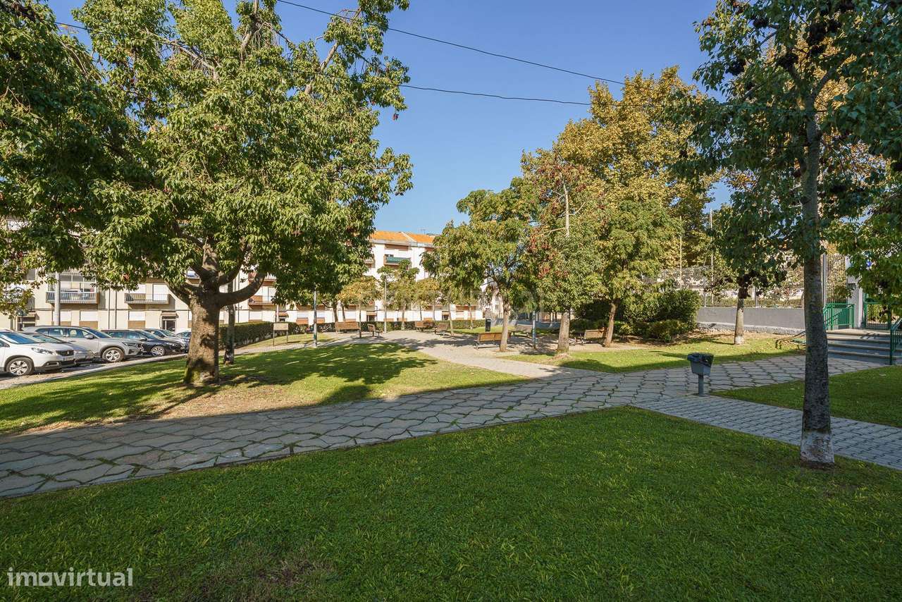 Apartamento T2 em Setúbal – Excelente Oportunidade-23