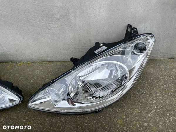 LAMPY PRZEDNIE PEUGEOT 1007 2004-> NOWE ORYGINALNE - 2