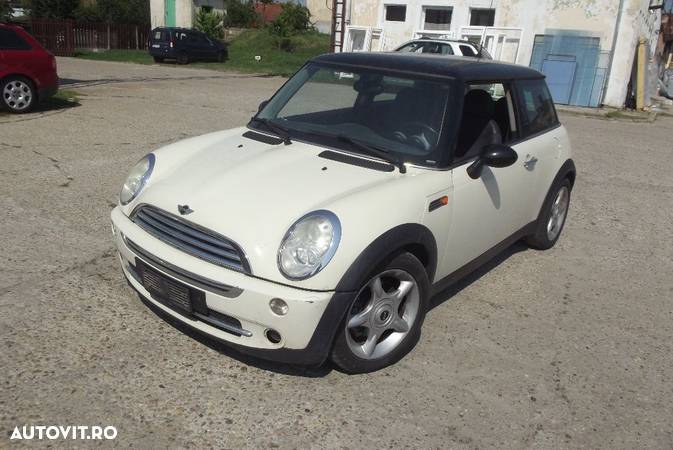 Dezmembrez Mini Cooper motor 1.6 benzina cutie manuala Cod W10B16AB - 2