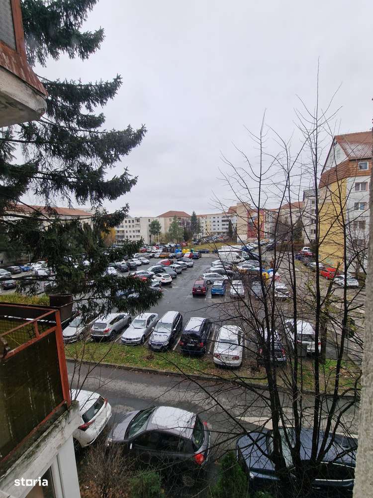 Ap 4 camere decomandat 72 mp 2 balcoane etaj 2 Calea Dumbrăvii/ Dioda-13