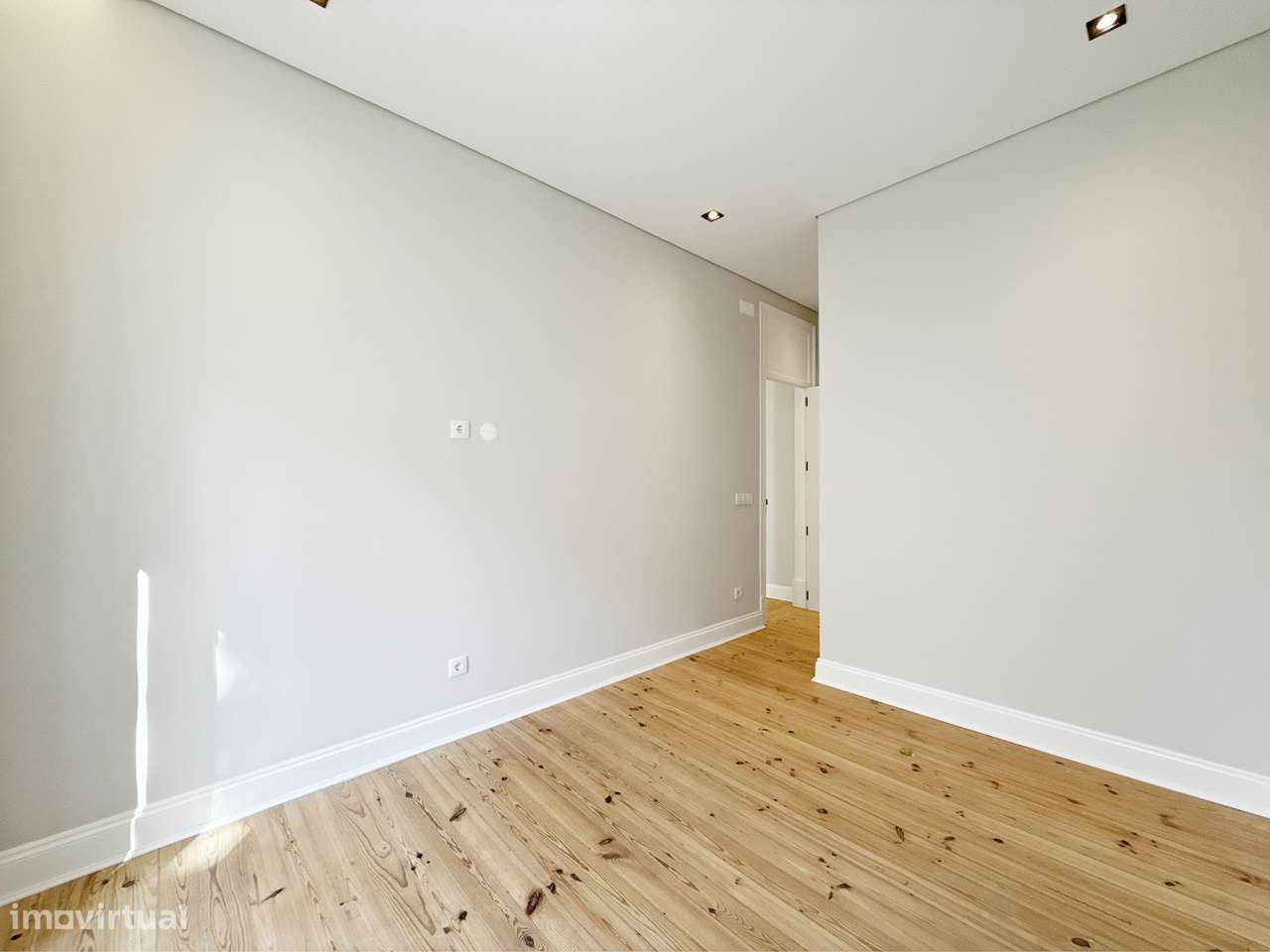 T3 Lindo Renovado a Estrear, jtº Metro Alameda/Técnico Lisboa-28