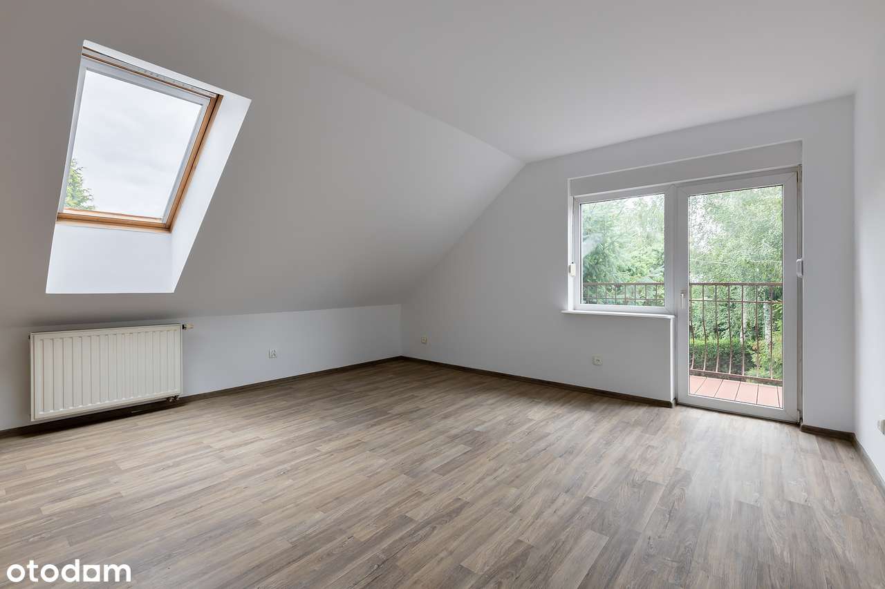 Przestronny dom w Plewiskach, podwójny garaż-5