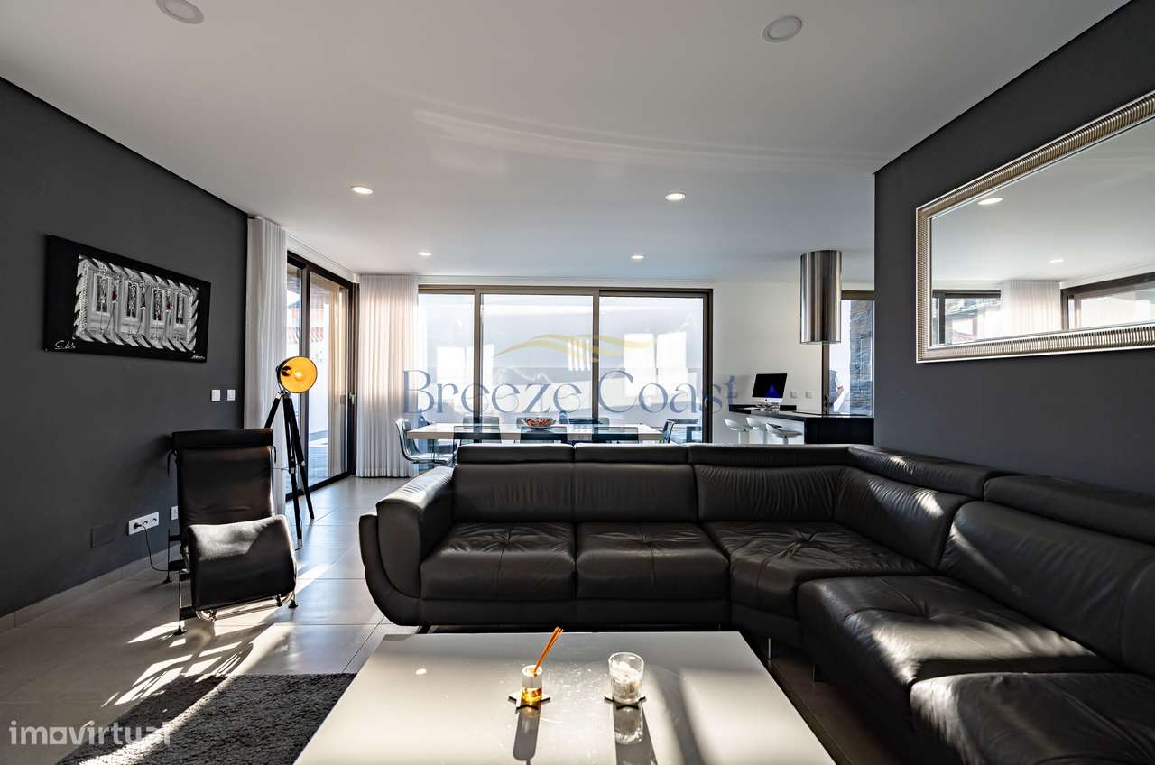 Moradia T4 com Rooftop Vista Mar-19