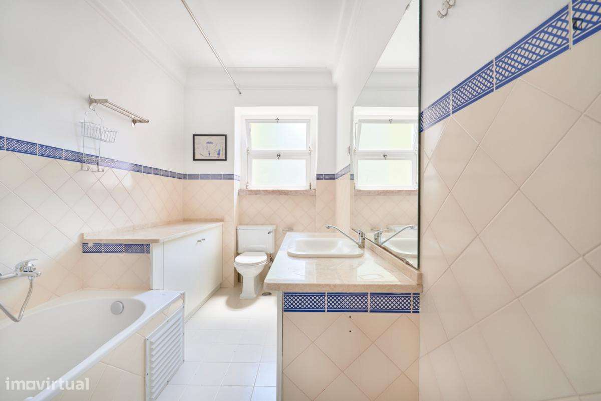 Quarto - localizado em São Sebastião Lisbon - Grande imagem: 2/26