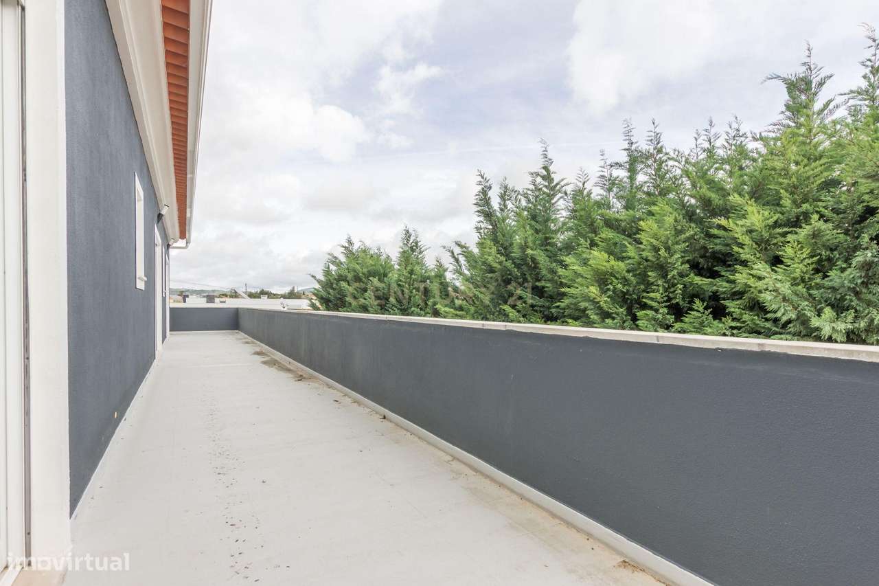 Moradia T4 em Oleiros - Azeitão, Setúbal - Oportunidade Única!-13