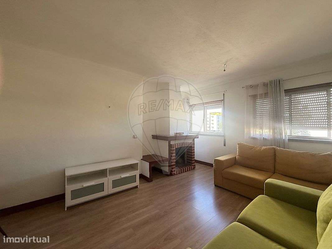 Apartamento T1 para venda-0