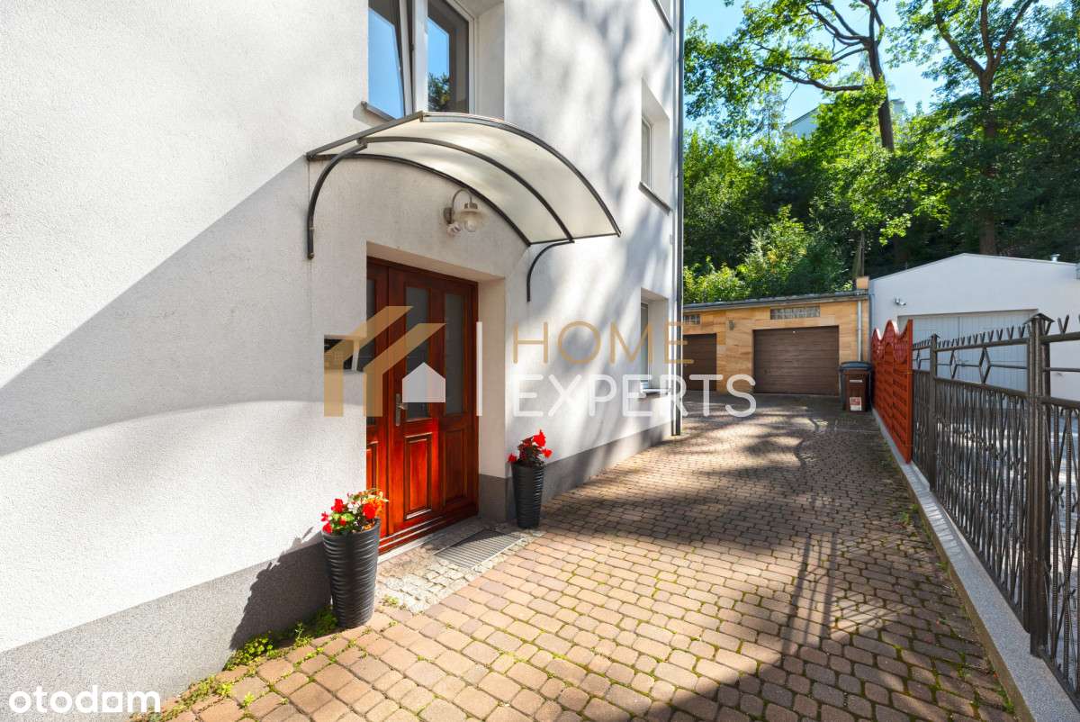 dwa mieszkania blisko centrum, garaż w cenie!-1