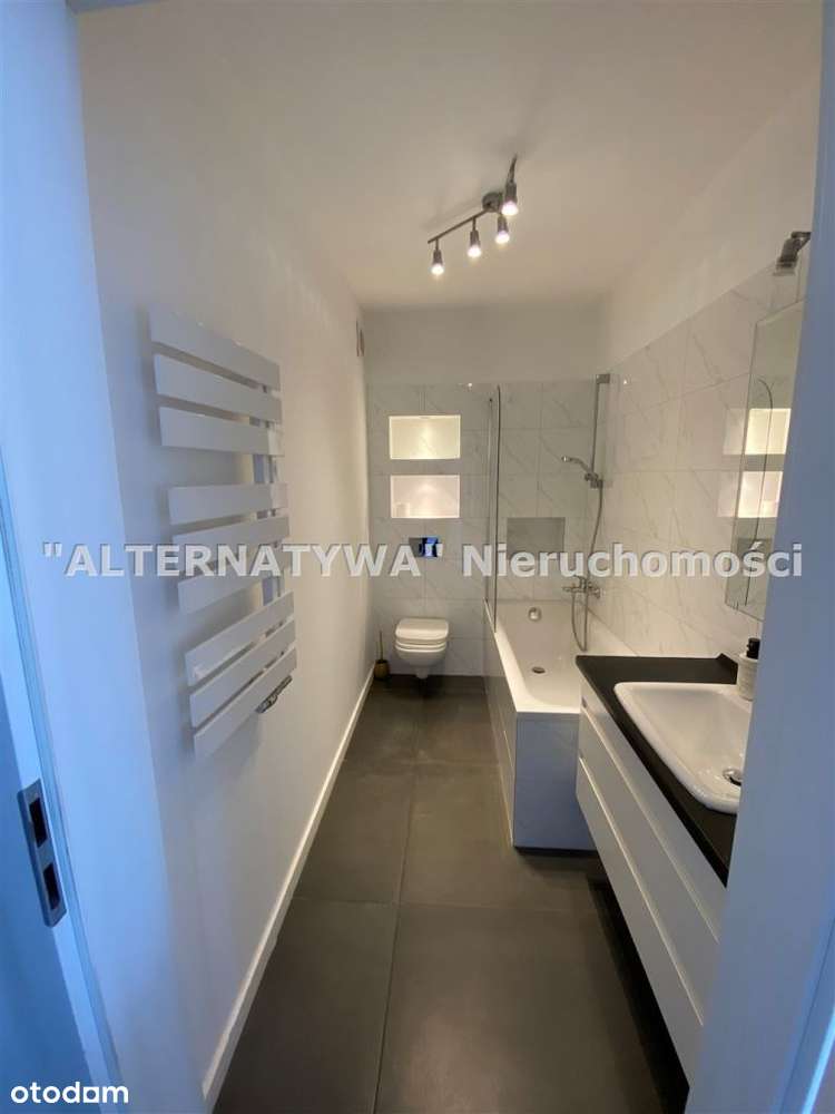 Apartament-Centrum + Garaż i komórka-11