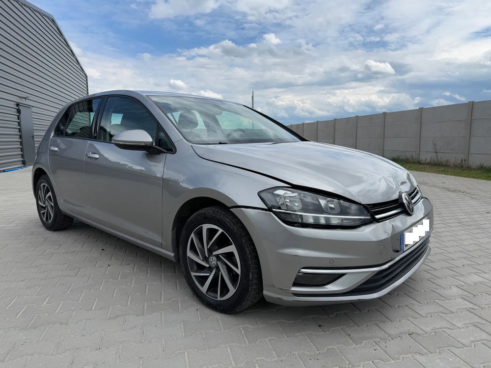 Volkswagen Golf VII 1.0 TSI Sound 2018