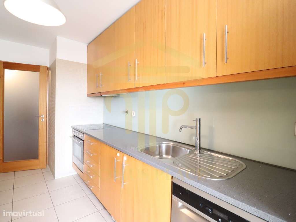 APARTAMENTO T2 COM ELEGÂNCIA, LUZ E LOCALIZAÇÃO PRIVILEGIADA | LEÇA...-5