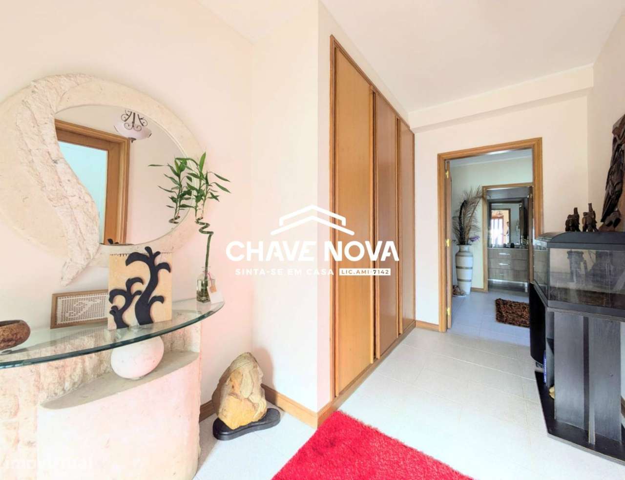 Moradia Geminada V4 em Condomínio Fechado em Pedroso - Grande imagem: 5/25