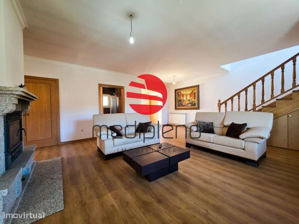 MORADIA T3 C/ GARAGEM E TERRENO-6