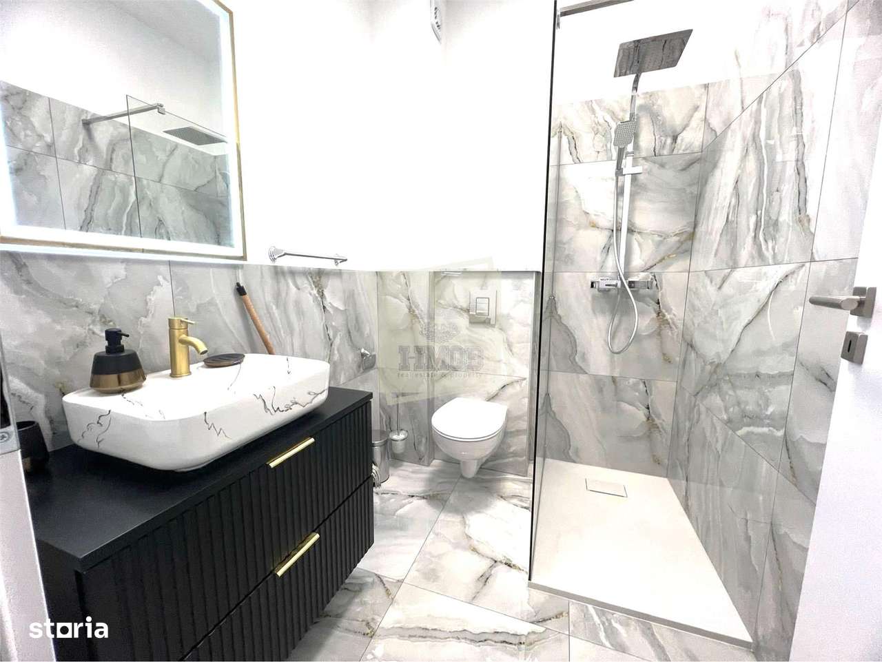 Dezvoltator vând studio 40 mp utili parcare boxa in Selimbar - Imagine principală: 5/7