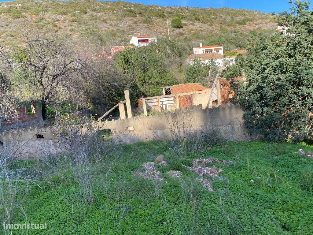 Lote de terreno em malha urbana em Alte, Loulé, Algarve - Grande imagem: 5/10