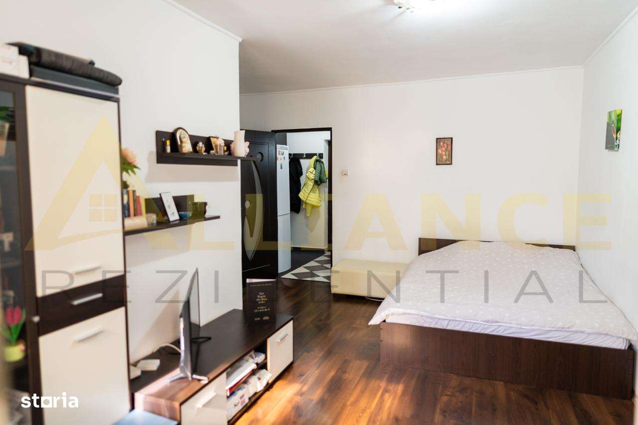 Garsoniera ~ 33 mp ~ { Strada Luica } - Imagine principală: 2/9