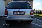 Volkswagen Passat 1.9 TDI Comfortline - 11