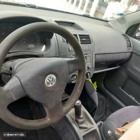 Tablier com airbags e cintos vw polo 9n ano 2006 - 1