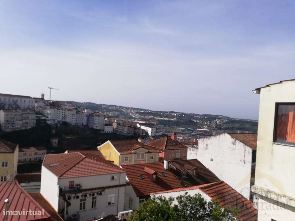 Apartamento T2 totalmente remodelado, em Celas-16